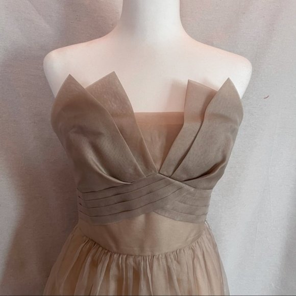 BCBGMAXAZRIA RUNWAY, 4, Silk Cocktail Dress, Like New - Picture 2 of 9